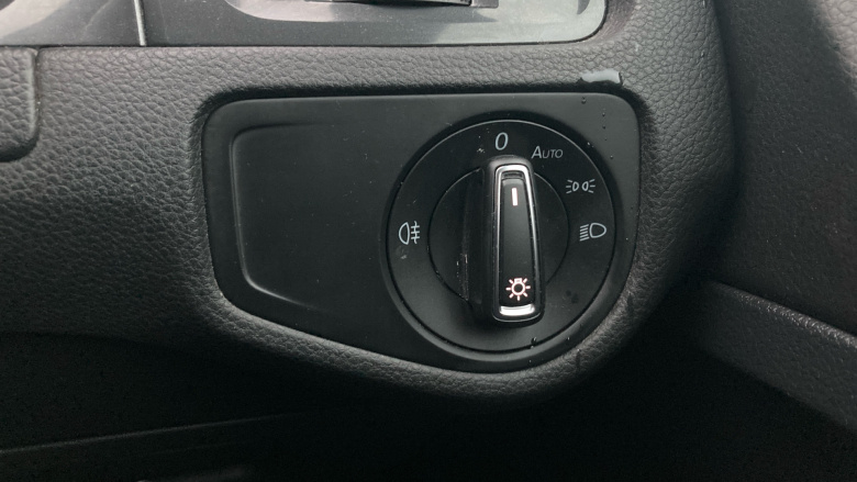 Volkswagen Golf 1.5 TSI EVO SE [Nav] 5dr Petrol Hatchback